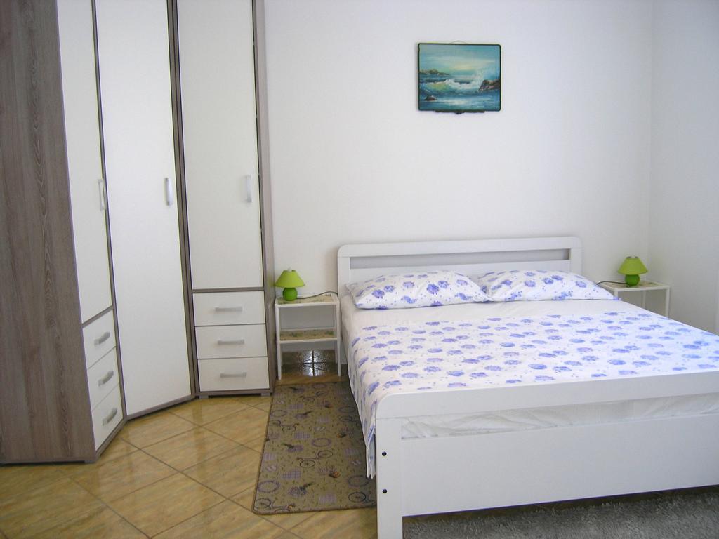 Apartman Vera Krk Town Exteriér fotografie